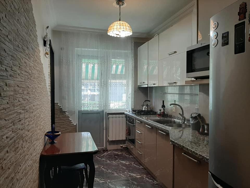 Apartment Жужуна Batumi Exterior foto