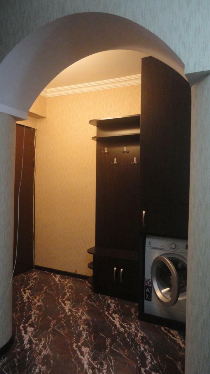 Apartment Жужуна Batumi Exterior foto